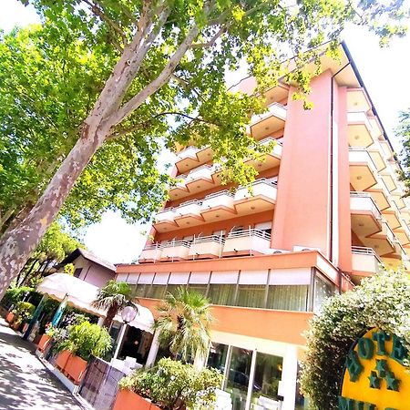 Hotel Milord Cesenatico Esterno foto