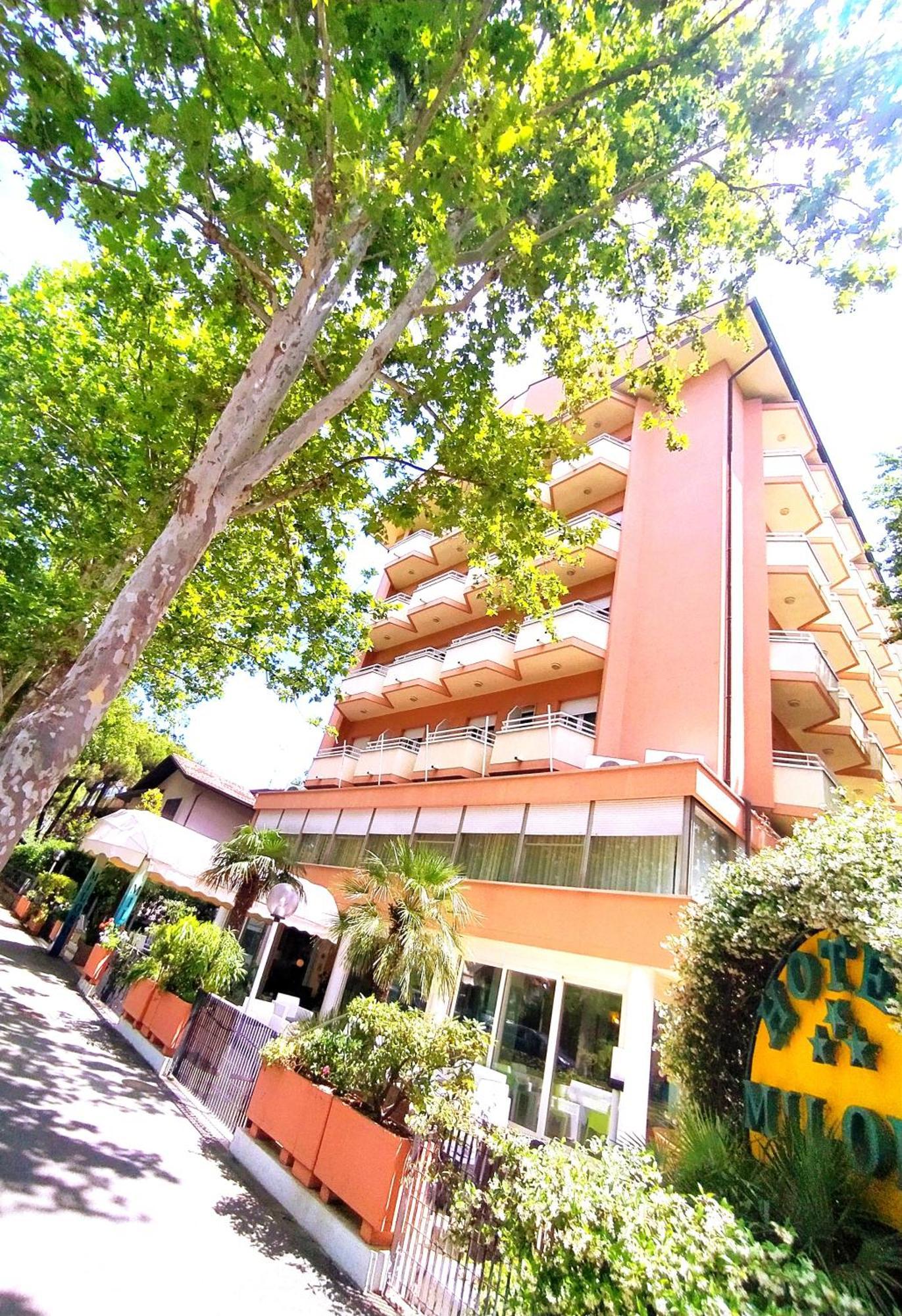 Hotel Milord Cesenatico Esterno foto
