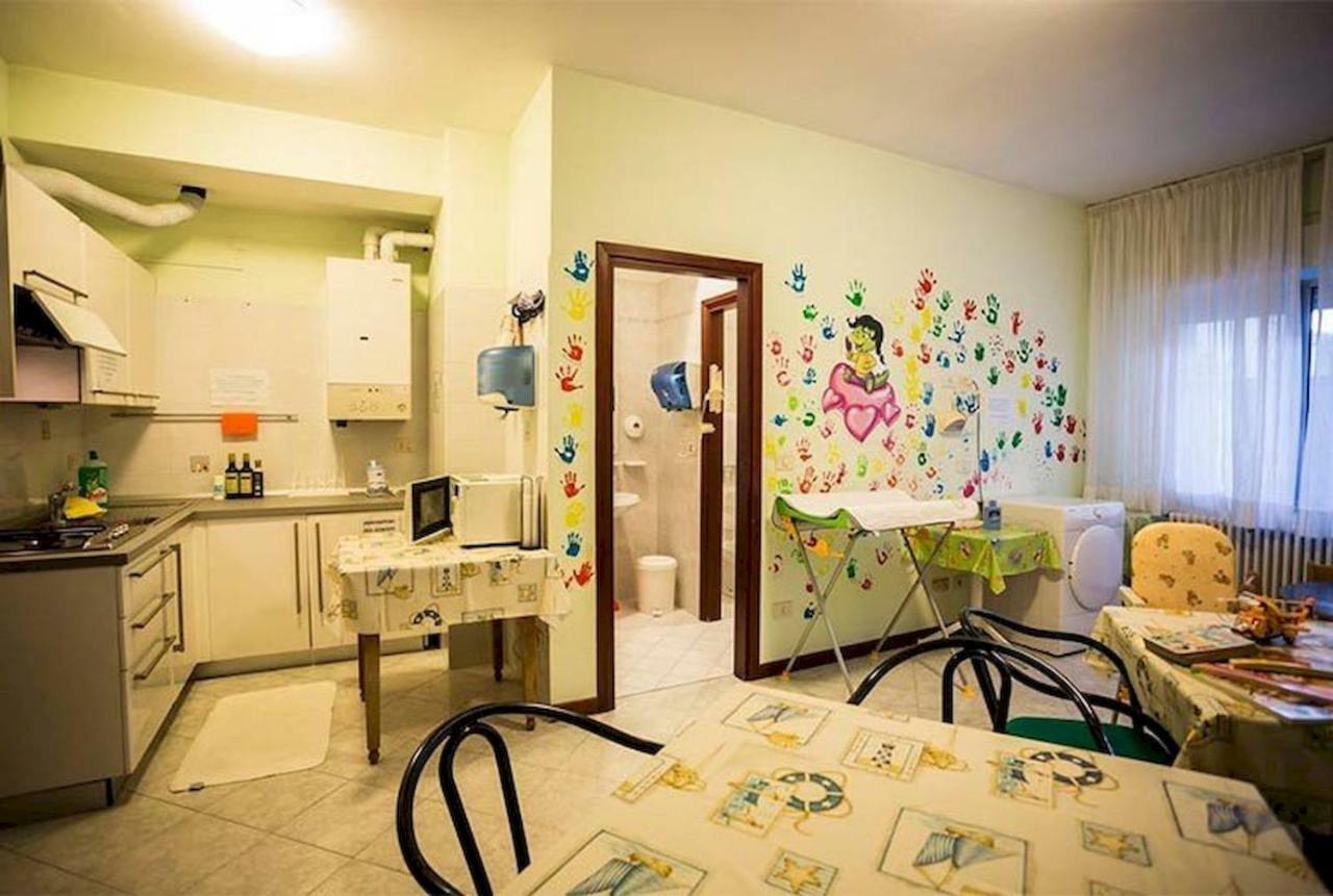 Hotel Milord Cesenatico Esterno foto